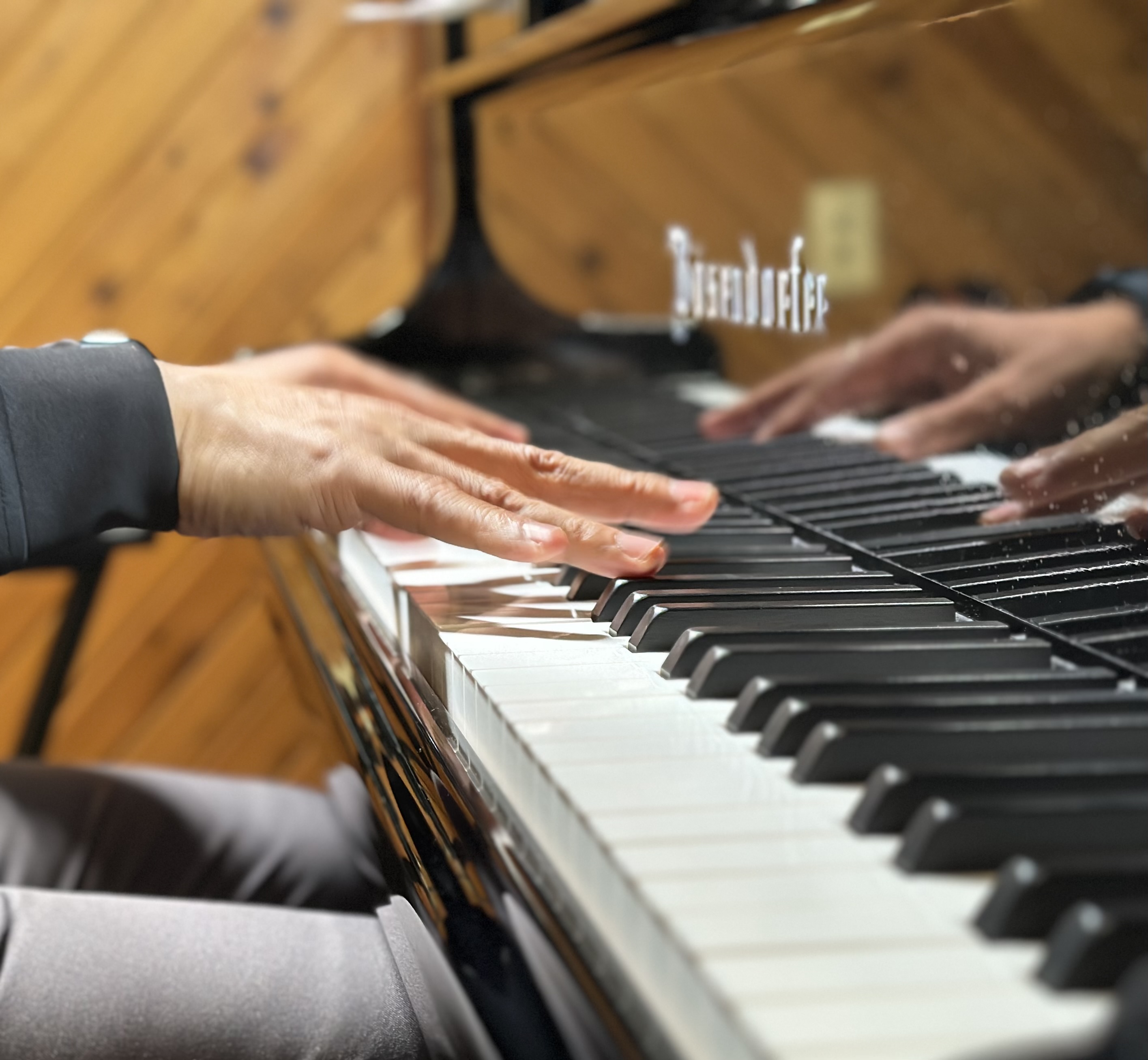 DD Jackson's hands at the piano